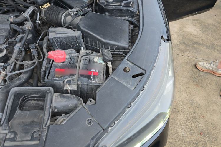 Used Honda Accord 2014 2.0L LX Comfort Edition Engine Bay Left
