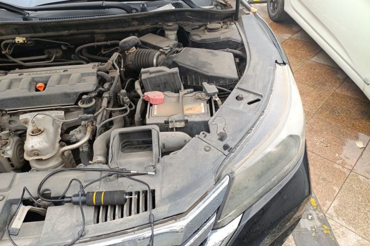 Used Honda Accord 2014 2.0L LX Comfort Edition Engine Bay Left