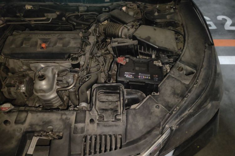 Used Honda Accord 2014 2.0L EX Luxury Edition Engine Bay Left