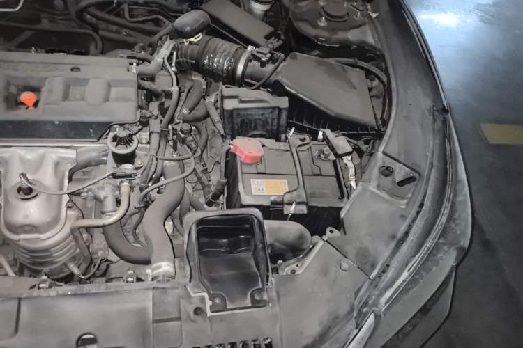 Used Honda Accord 2014 2.0L EX Luxury Edition Engine Bay Left