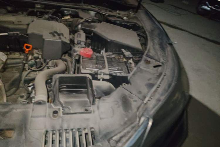 Used Honda Accord 2014 2.4L LX Comfort Edition Engine Bay Left