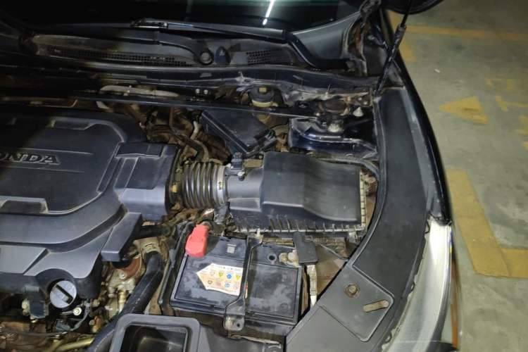 Used Honda Accord 2014 3.0L EXLN Flagship Edition Engine Bay Left