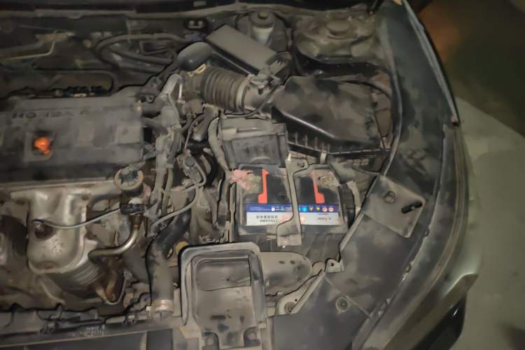 Used Honda Accord 2014 2.0L EX Luxury Edition Engine Bay Left