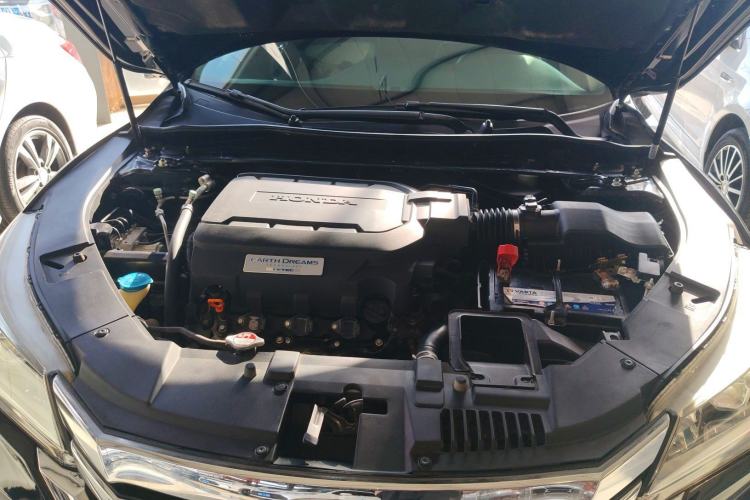 Used Honda Accord 2014 3.0L VTI Prestige Edition Engine Bay