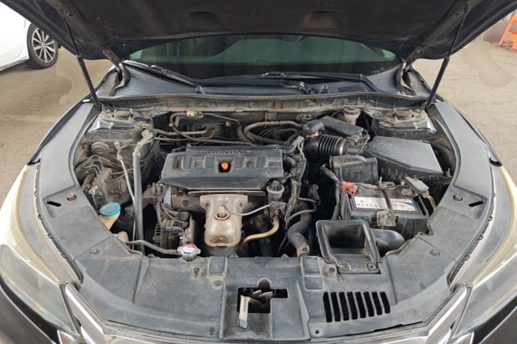 Used Honda Accord 2014 2.0L LX Comfort Edition Engine Bay