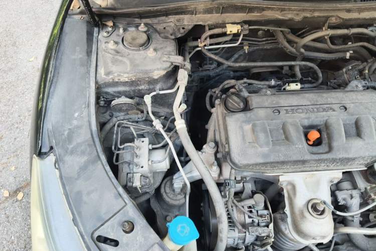 Used Honda Accord 2014 2.0L EXN Luxury Navigation Edition Engine Bay Right