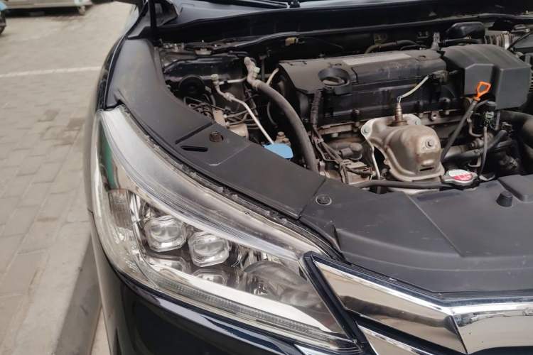 Used Honda Accord 2014 2.4L EX Luxury Edition Engine Bay Right