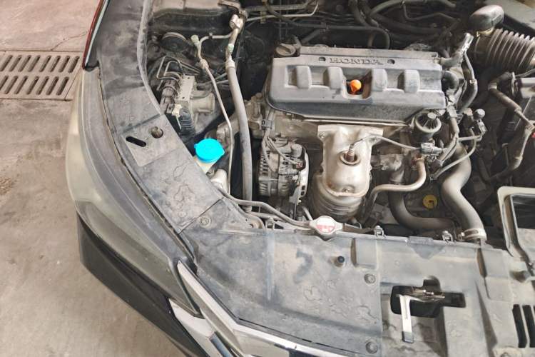 Used Honda Accord 2014 2.0L EX Luxury Edition Engine Bay Right