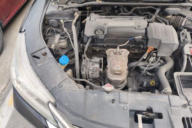 Used Honda Accord 2014 2.4L EX Luxury Edition Engine Bay Right