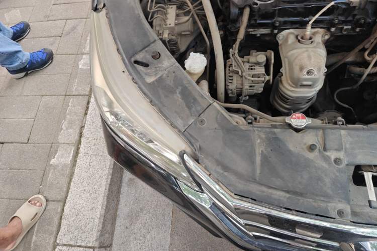 Used Honda Accord 2014 2.4L EX Luxury Edition Engine Bay Right