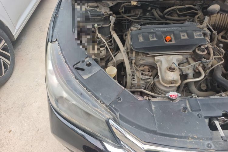 Used Honda Accord 2014 2.0L LX Comfort Edition Engine Bay Right
