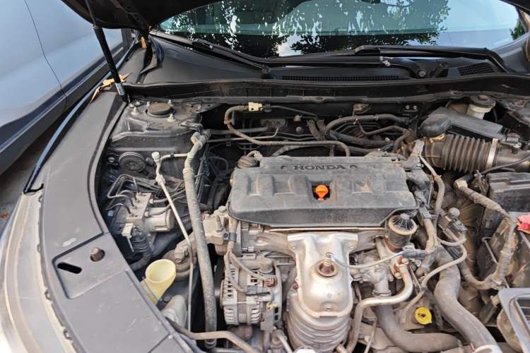 Used Honda Accord 2014 2.0L LX Comfort Edition Engine Bay Right
