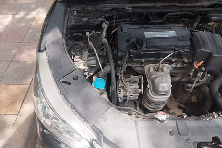 Used Honda Accord 2014 2.4L EX Luxury Edition Engine Bay Right