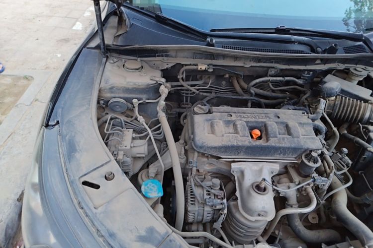Used Honda Accord 2014 2.0L LX Comfort Edition Engine Bay Right