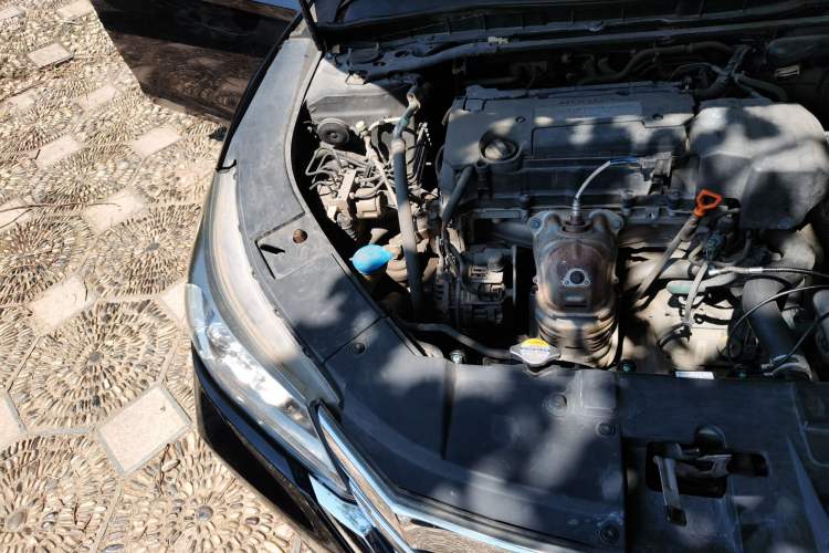 Used Honda Accord 2014 2.4L EX Luxury Edition Engine Bay Right