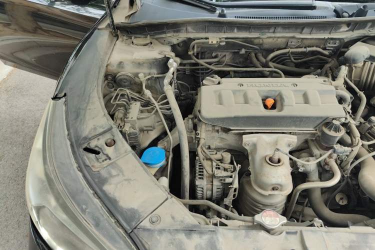 Used Honda Accord 2014 2.0L EX Luxury Edition Engine Bay Right