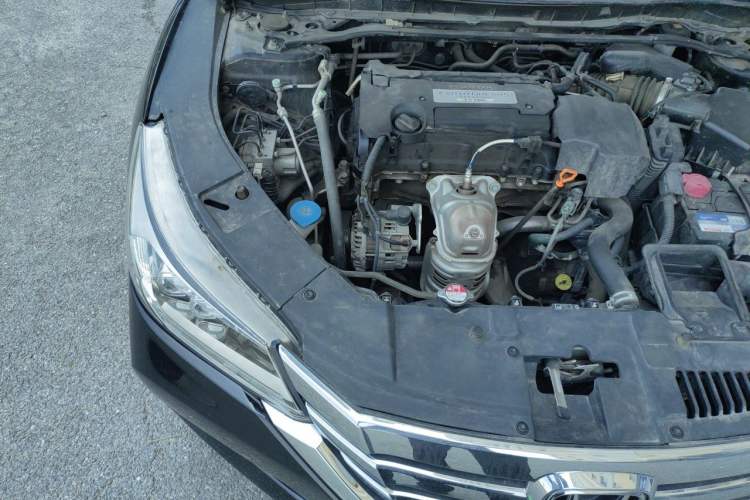 Used Honda Accord 2014 2.4L EX Luxury Edition Engine Bay Right