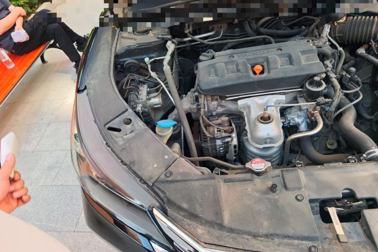 Used Honda Accord 2014 2.0L EX Luxury Edition Engine Bay Right