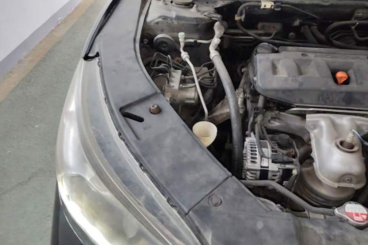 Used Honda Accord 2014 2.0L EX Luxury Edition Engine Bay Right
