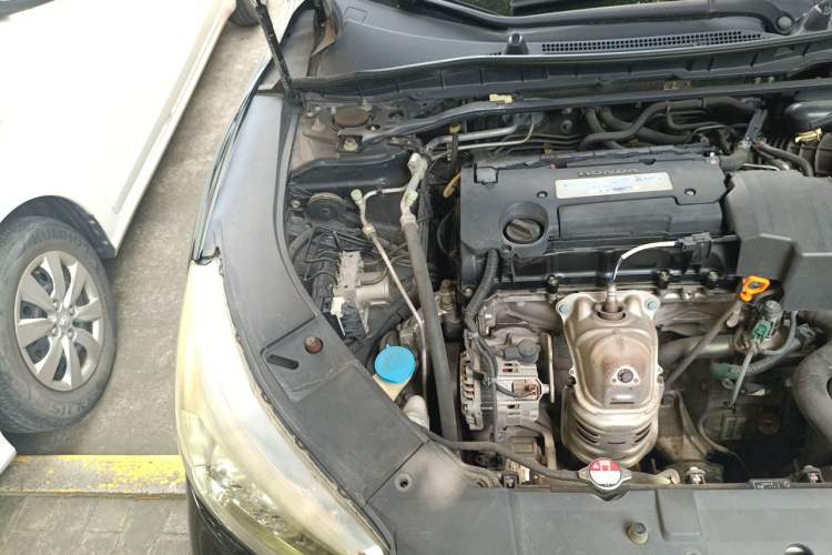 Used Honda Accord 2014 2.4L EX Luxury Edition Engine Bay Right