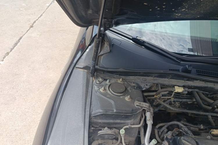 Used Honda Accord 2014 2.0L LX Comfort Edition Engine Bay Right