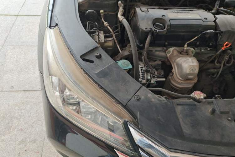 Used Honda Accord 2014 2.4L EX Luxury Edition Engine Bay Right
