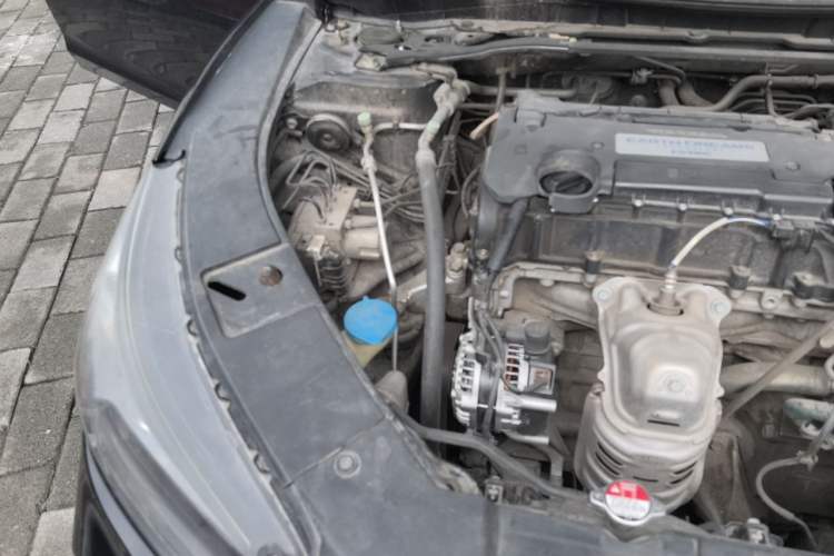 Used Honda Accord 2014 2.4L LX Comfort Edition Engine Bay Right