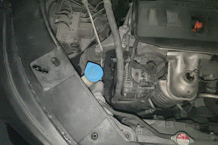 Used Honda Accord 2014 2.0L LX Comfort Edition Engine Bay Right
