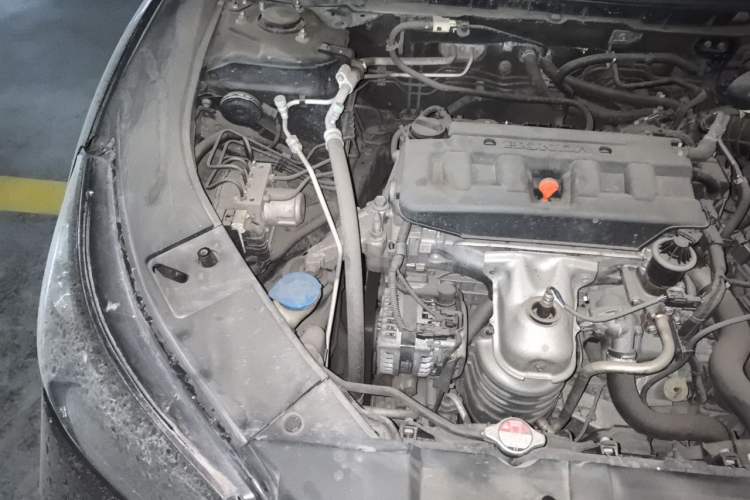 Used Honda Accord 2014 2.0L EX Luxury Edition Engine Bay Right