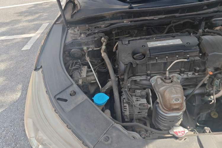 Used Honda Accord 2014 2.4L EX Luxury Edition Engine Bay Right