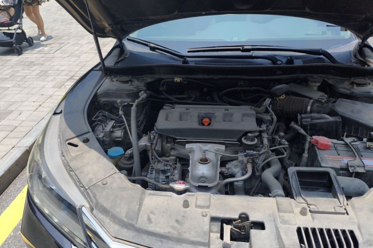 Used Honda Accord 2014 2.0L EX Luxury Edition Engine Bay Right