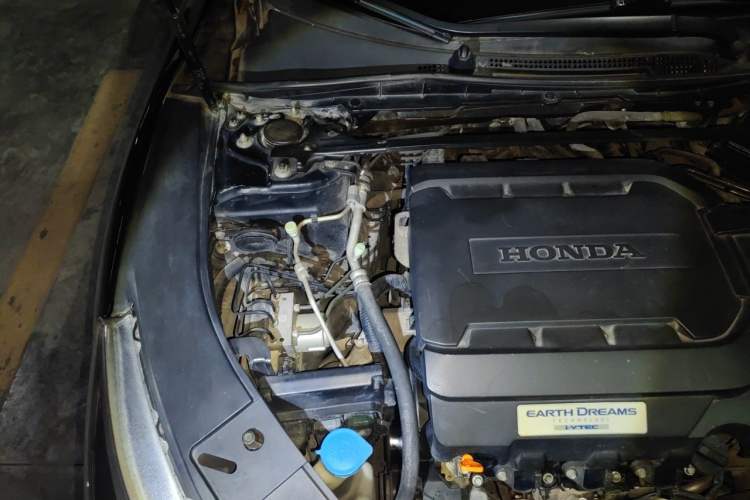 Used Honda Accord 2014 3.0L EXLN Flagship Edition Engine Bay Right