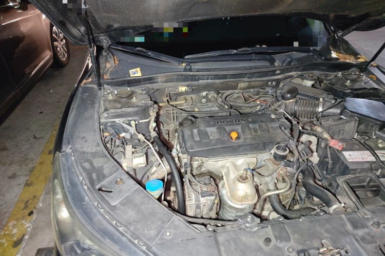 Used Honda Accord 2014 2.0L LX Comfort Edition Engine Bay Right