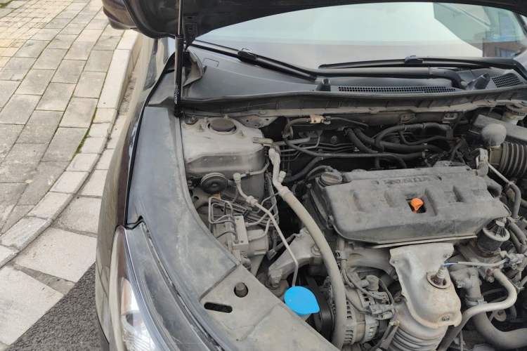 Used Honda Accord 2014 2.0L LX Comfort Edition Engine Bay Right