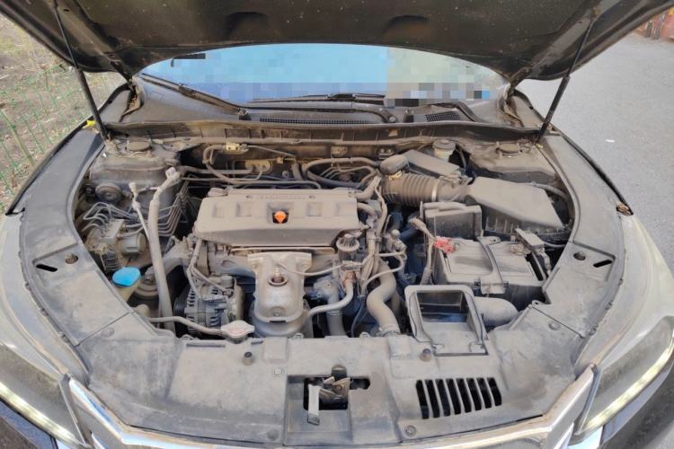 Used Honda Accord 2014 2.0L LX Comfort Edition Engine Bay