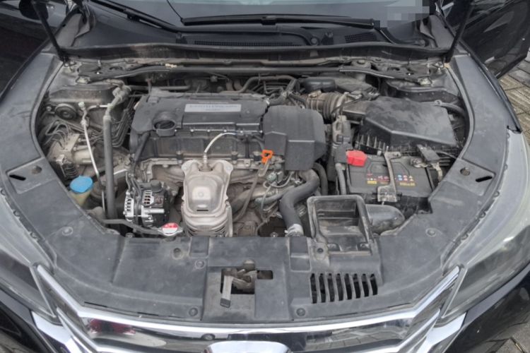 Used Honda Accord 2014 2.4L LX Comfort Edition Engine Bay