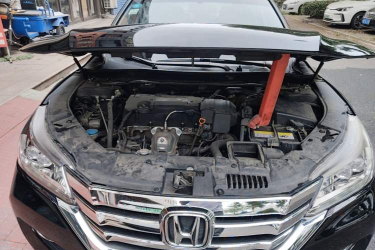 Used Honda Accord 2014 2.4L EX Luxury Edition Engine Bay
