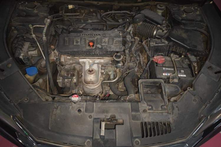 Used Honda Accord 2014 2.0L EX Luxury Edition Engine Bay