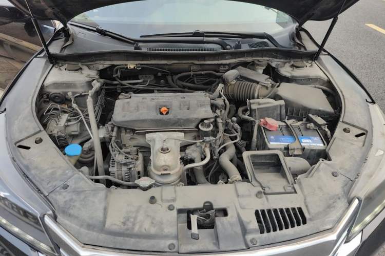 Used Honda Accord 2014 2.0L LX Comfort Edition Engine Bay