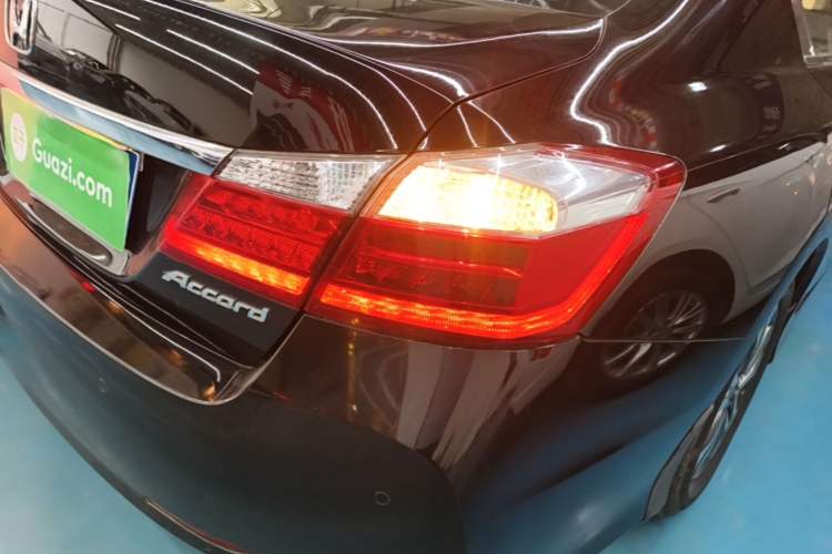 Used Honda Accord 2014 2.0L LX Comfort Edition Exterior 3