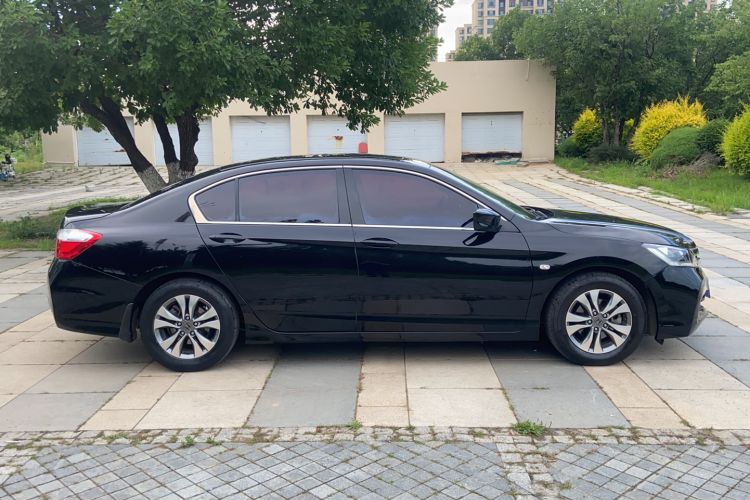 Used Honda Accord 2014 2.0L LX Comfort Edition Exterior 4