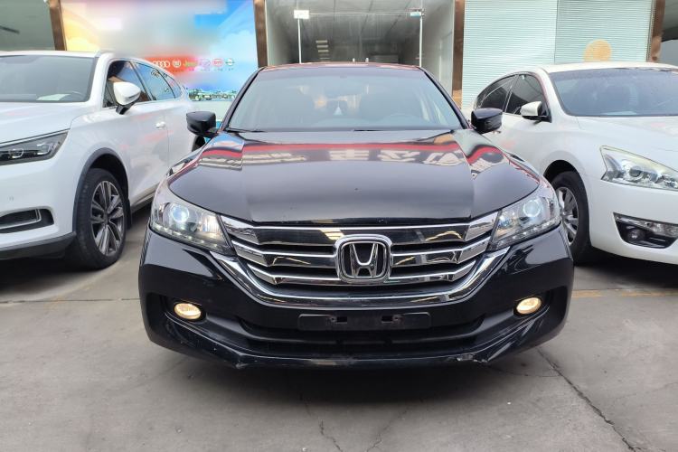 Used Honda Accord 2014 2.0L LX Comfort Edition Front