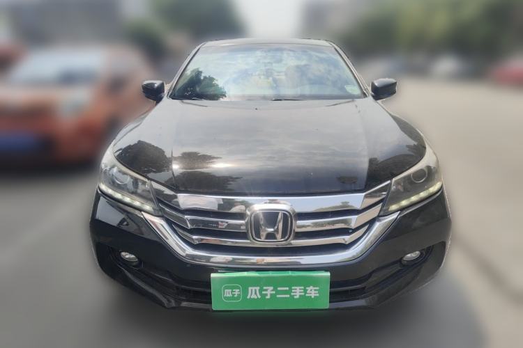 Used Honda Accord 2014 2.0L LX Comfort Edition Front
