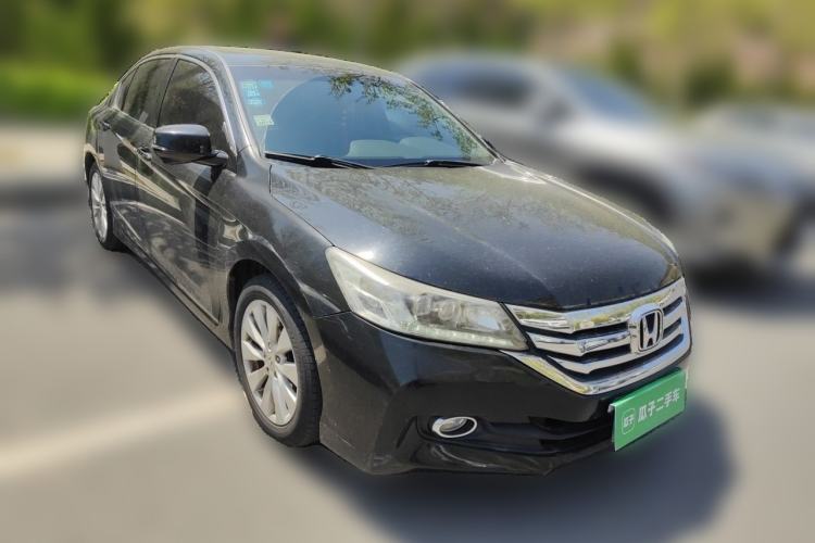 Used Honda Accord 2014 2.4L EX Luxury Edition Front Right 45 Deg
