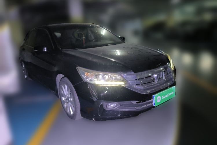 Used Honda Accord 2014 2.4L EX Luxury Edition Front Right 45 Deg