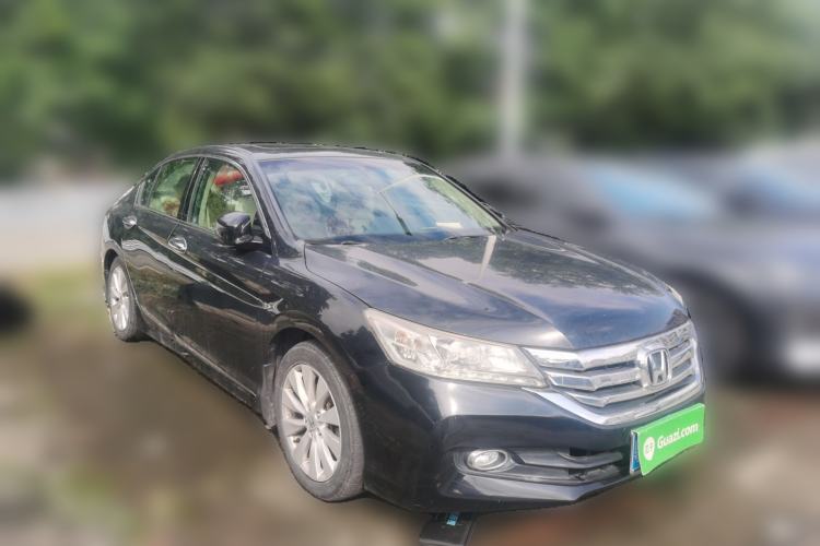 Used Honda Accord 2014 2.4L EX Luxury Edition Front Right 45 Deg