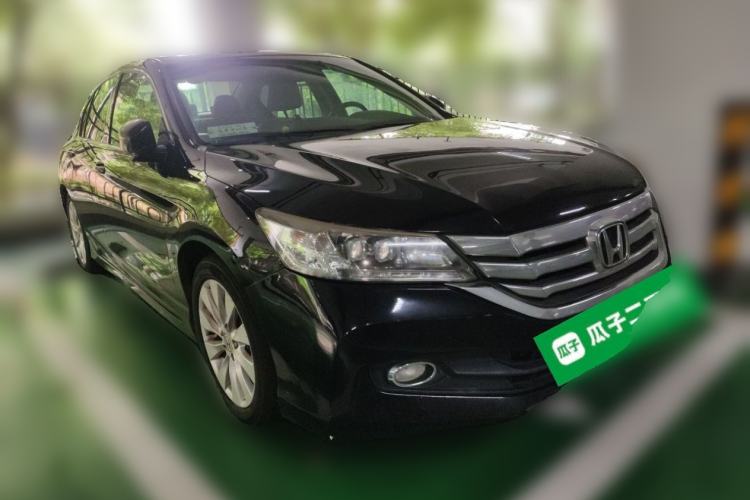 Used Honda Accord 2014 2.4L EX Luxury Edition Front Right 45 Deg