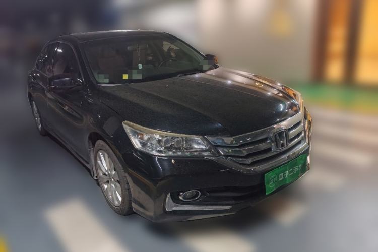 Used Honda Accord 2014 2.4L EXN Luxury Navigation Edition Front Right 45 Deg