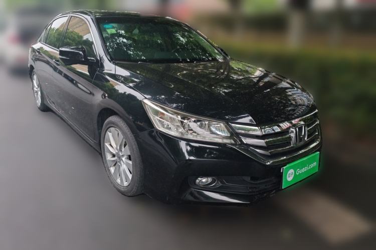 Used Honda Accord 2014 2.4L EX Luxury Edition Front Right 45 Deg
