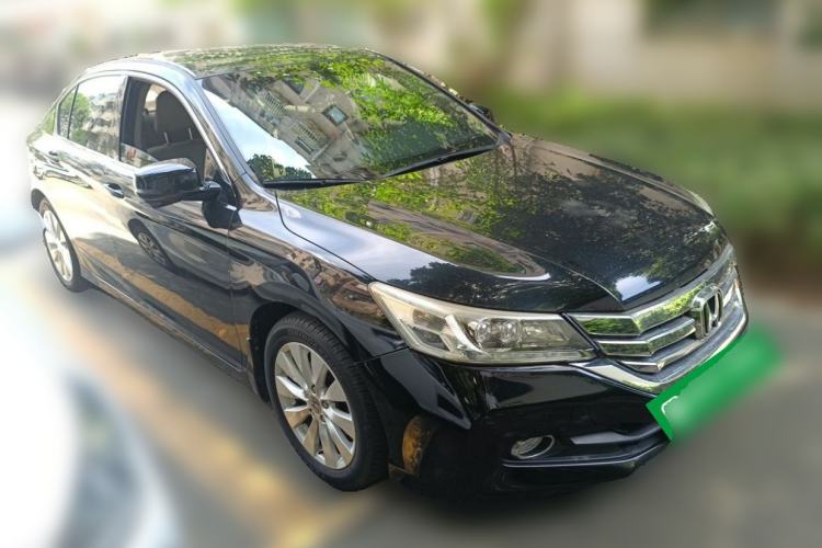 Used Honda Accord 2014 2.4L EX Luxury Edition Front Right 45 Deg
